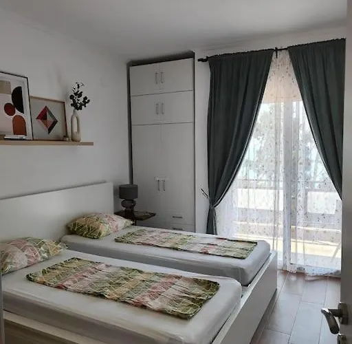 Appt To Enjoy Апартаменты *